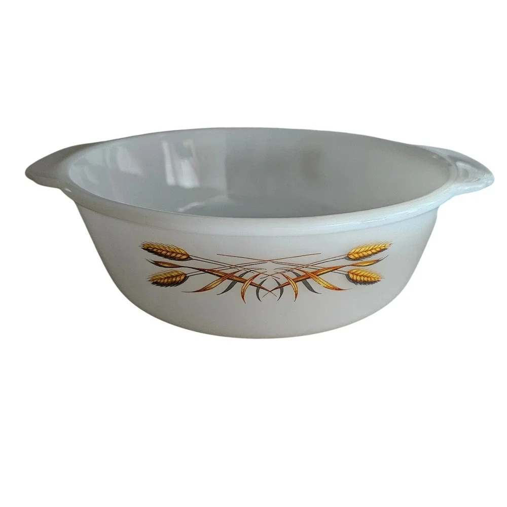 Fire-King Anchor Hocking Wheat Milk Glass Casserole Dish 1.5 Qt Vintage 447 USA